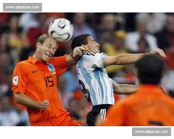 荷兰与阿根廷历史交锋回顾两队战绩对比与精彩瞬间